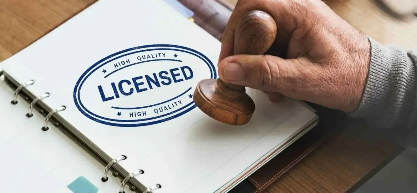 Казино без лицензии - стоит ли играть или бежать